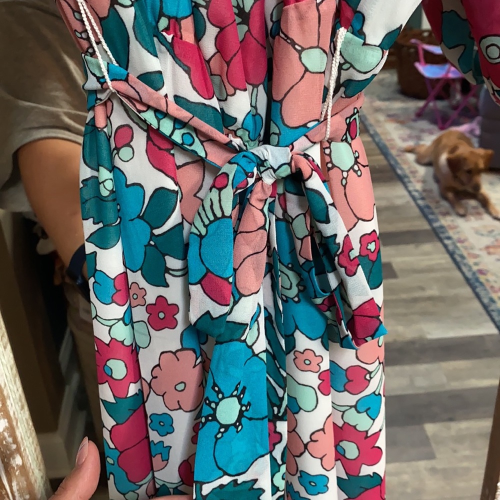 Beautiful dress worn once - Picture 7 of 8
